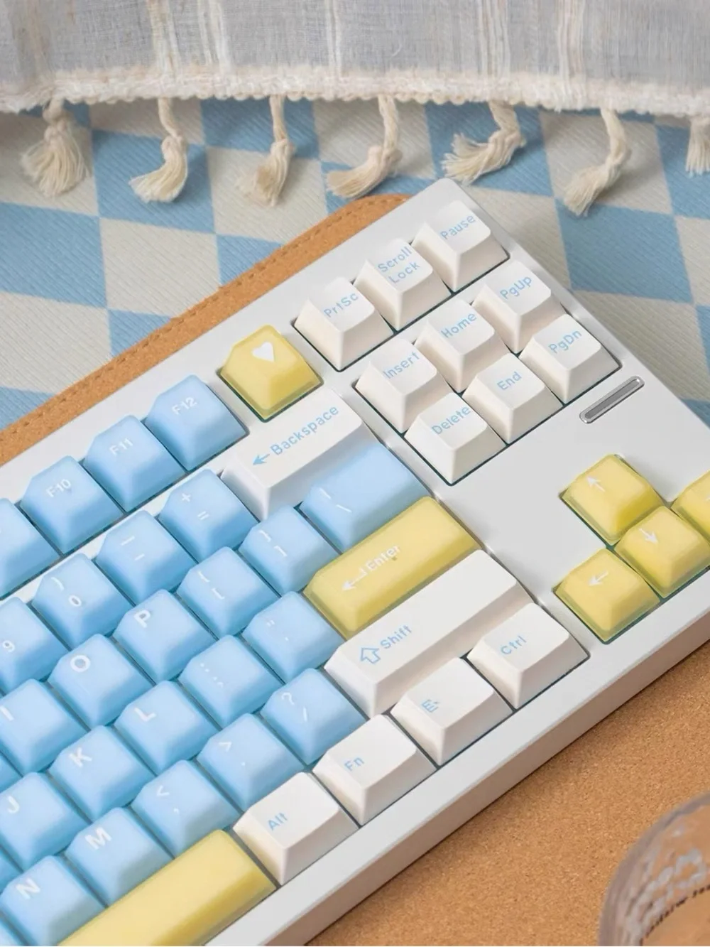 Premium Beige & Brown Summer Coffee Keycaps - keycaps only!